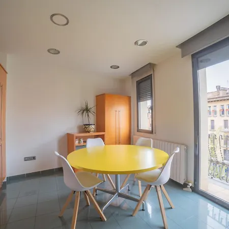 Mazi Apartments Colon Vic Exterior photo